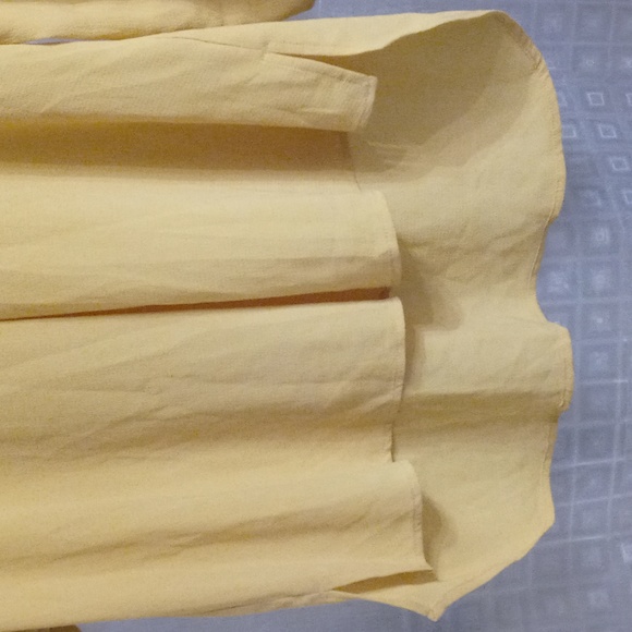 Oversized Women's Yellow High/Low Blouse - Picture 5 of 10